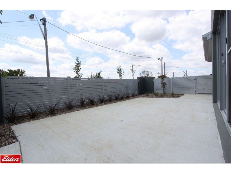 76-78 Uriarra Road, Queanbeyan NSW 2620