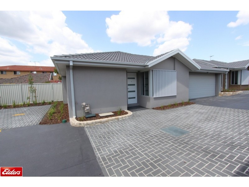 76-78 Uriarra Road, Queanbeyan NSW 2620