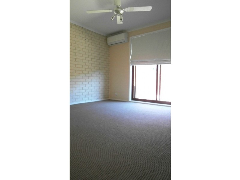 3/16 Charles Street, Queanbeyan NSW 2620