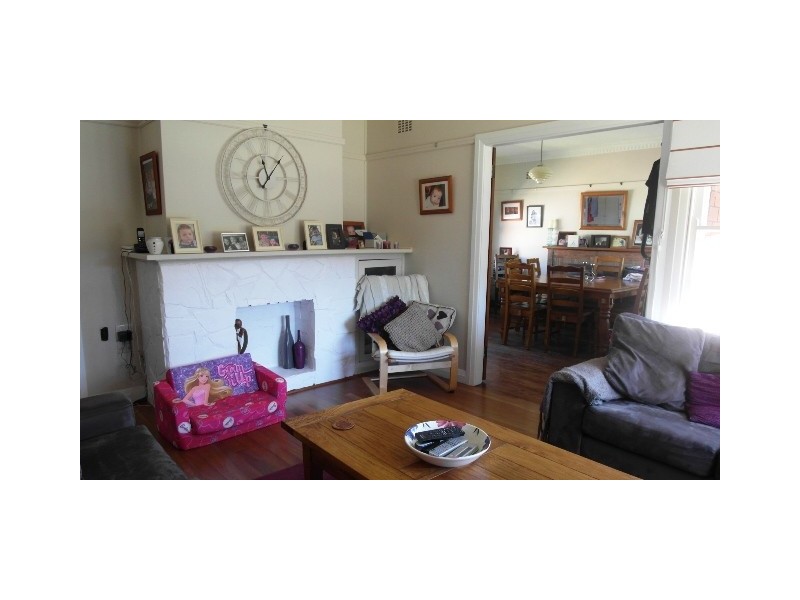 12 Thorpe Avenue, Queanbeyan NSW 2620