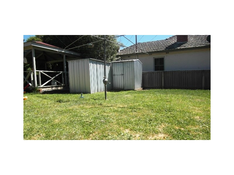 12 Thorpe Avenue, Queanbeyan NSW 2620