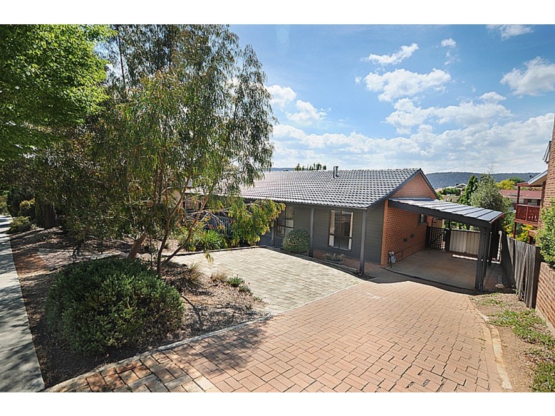 39 Emery Crescent, Queanbeyan NSW 2620