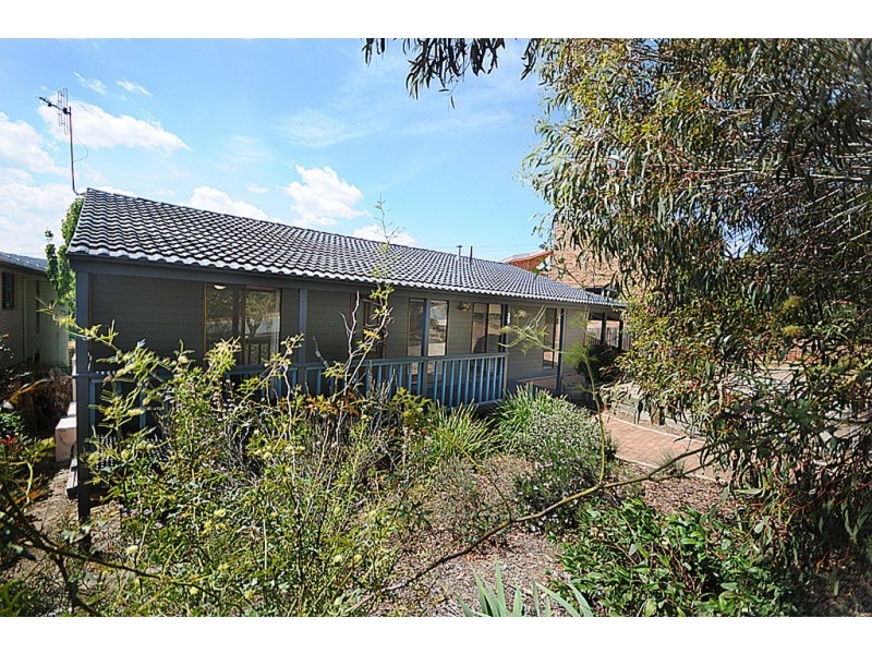 39 Emery Crescent, Queanbeyan NSW 2620
