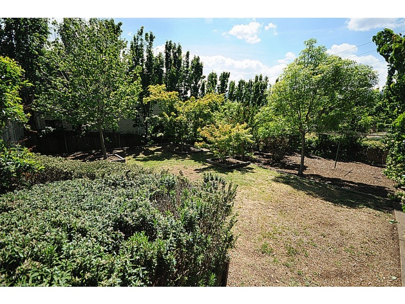 39 Emery Crescent, Queanbeyan NSW 2620