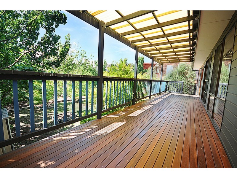 39 Emery Crescent, Queanbeyan NSW 2620