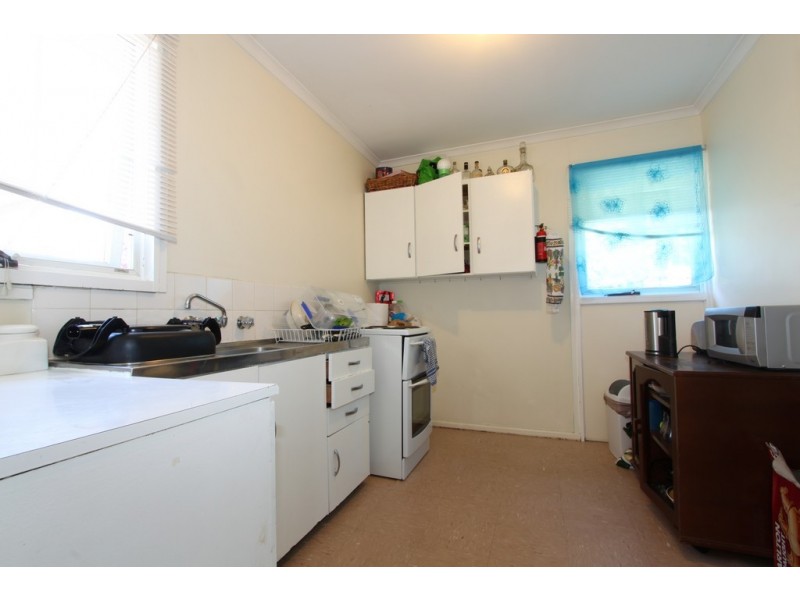 6 Karri Crescent, Queanbeyan NSW 2620