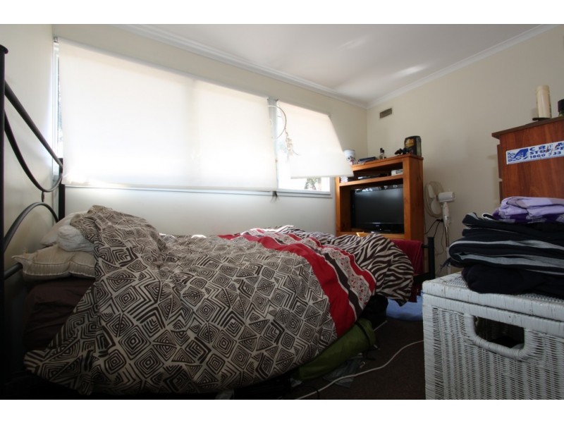 6 Karri Crescent, Queanbeyan NSW 2620