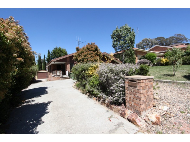 25 Lochiel Street, Queanbeyan NSW 2620