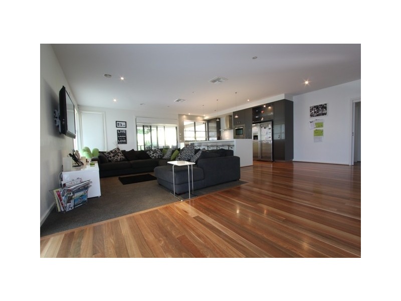 7 Barrigan Place, Jerrabomberra NSW 2619