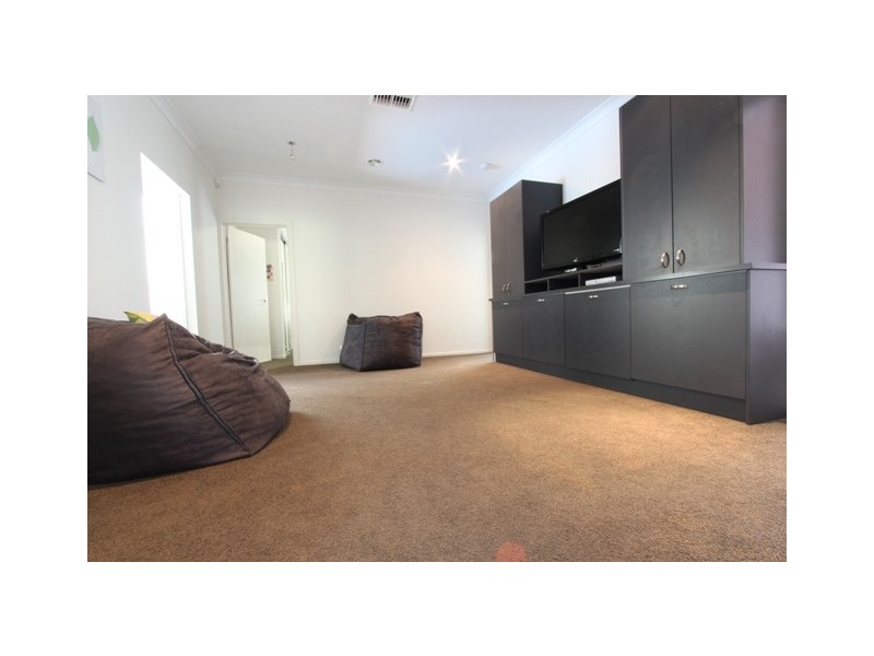 7 Barrigan Place, Jerrabomberra NSW 2619