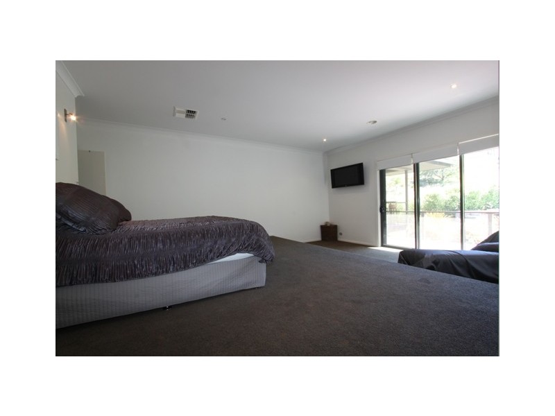 7 Barrigan Place, Jerrabomberra NSW 2619