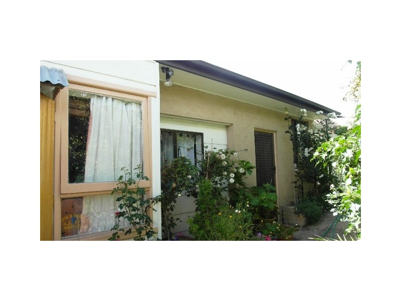 2A Ullamulla Crescent, Queanbeyan NSW 2620