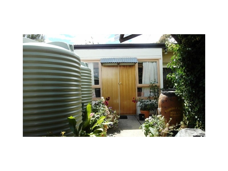 2A Ullamulla Crescent, Queanbeyan NSW 2620