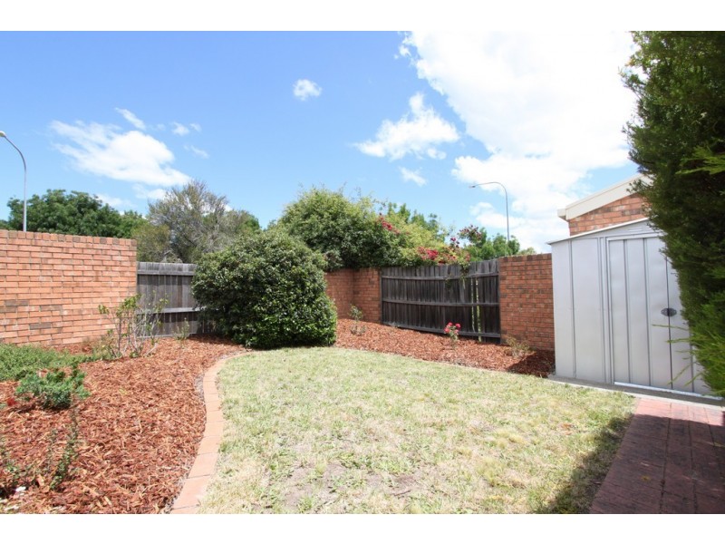 8/103 Bicentennial Drive, Jerrabomberra NSW 2619