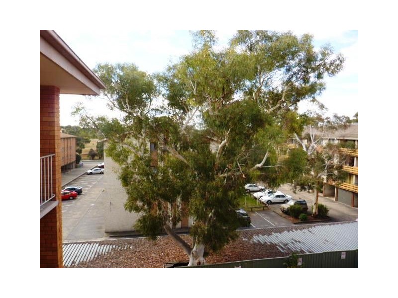 18/9 Crest Road, Queanbeyan NSW 2620