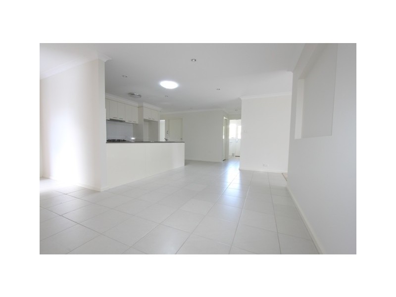 1/12 Mulloon, Queanbeyan NSW 2620