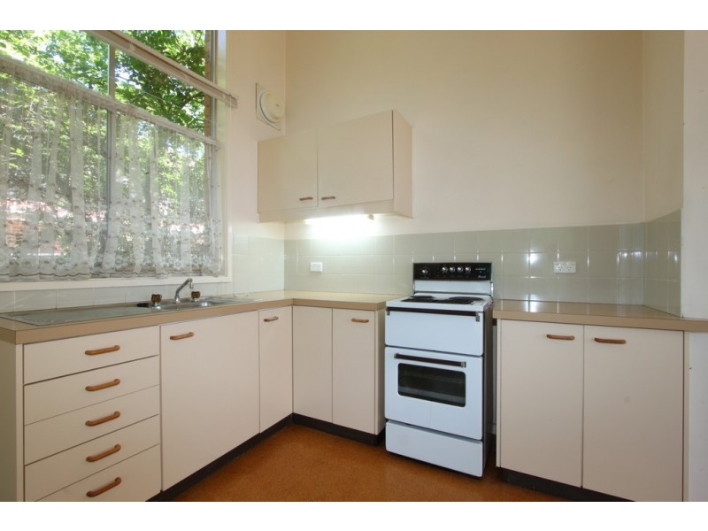 1/39 Ross Road, Queanbeyan NSW 2620