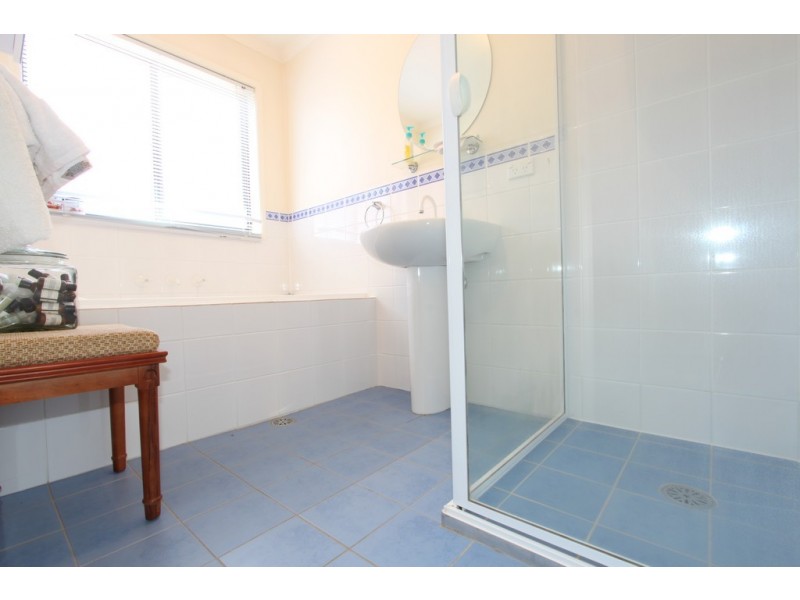 13 Tooroonga Crescent, Jerrabomberra NSW 2619