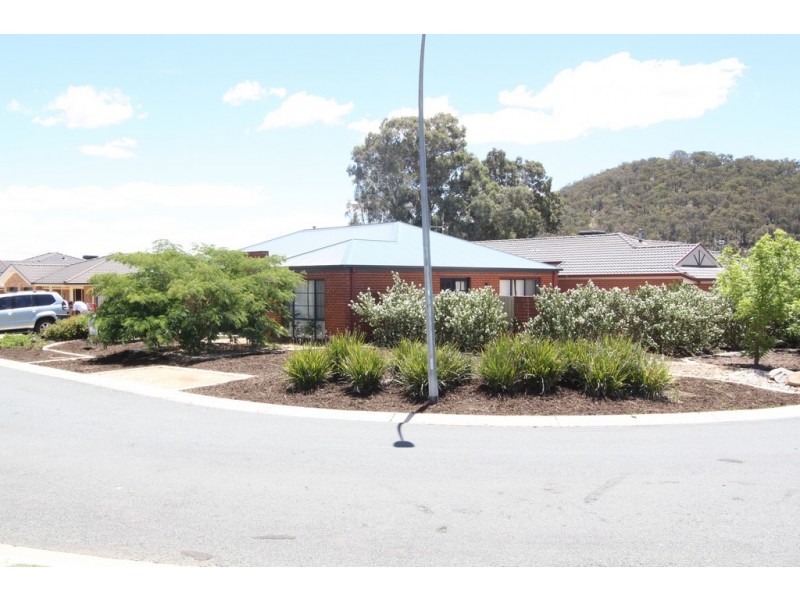 13 Tooroonga Crescent, Jerrabomberra NSW 2619