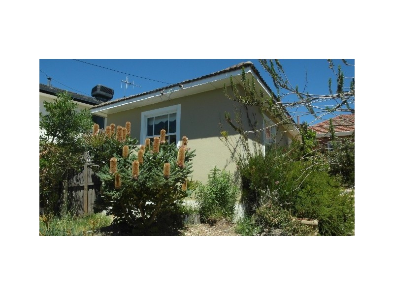 14 Kinkora Place, Queanbeyan NSW 2620