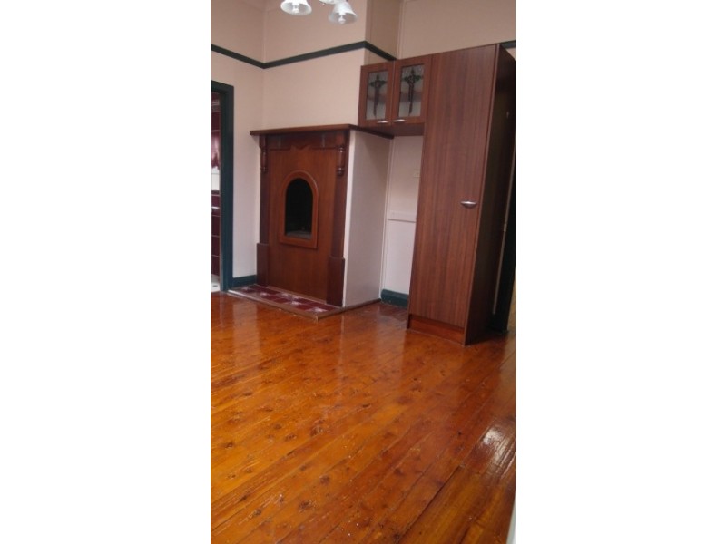 94 Ross Road, Queanbeyan NSW 2620