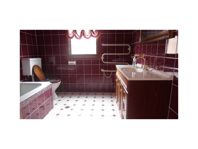 94 Ross Road, Queanbeyan NSW 2620