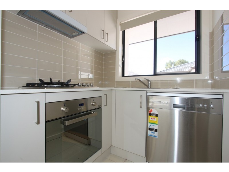 4/76-78 Uriarra Road, Queanbeyan NSW 2620