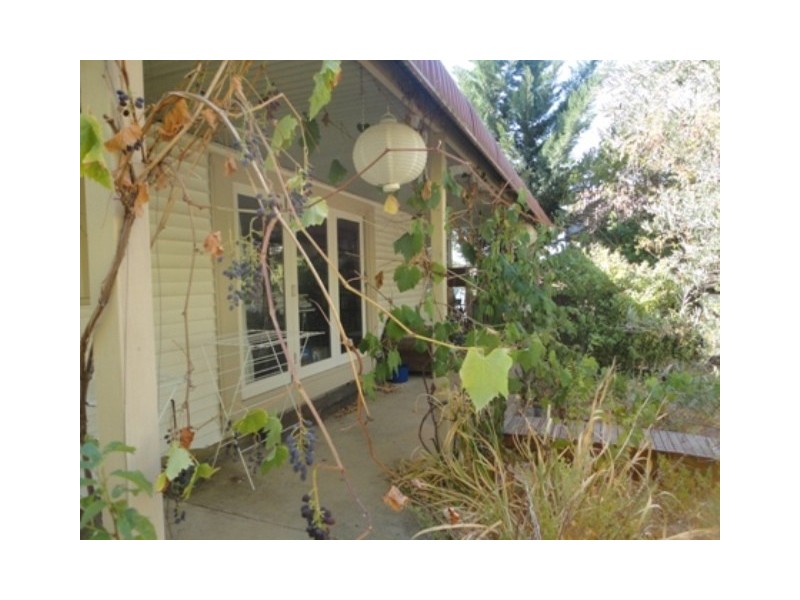 34 Cooma Street, Queanbeyan NSW 2620