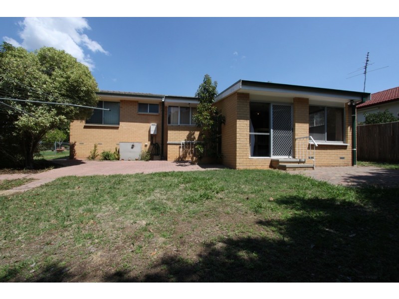 9 Lily Place, Queanbeyan NSW 2620