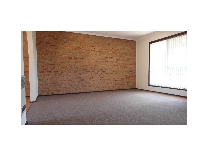 6/2 Lazarus Crescent, Queanbeyan NSW 2620