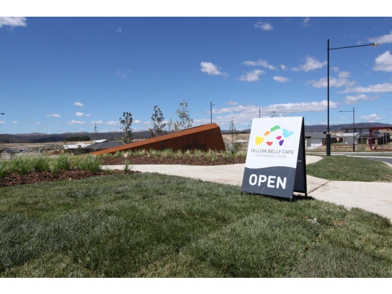 33 Baxter Loop, Googong NSW 2620