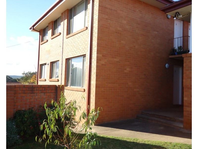 4/31 Mowatt Street, Queanbeyan NSW 2620