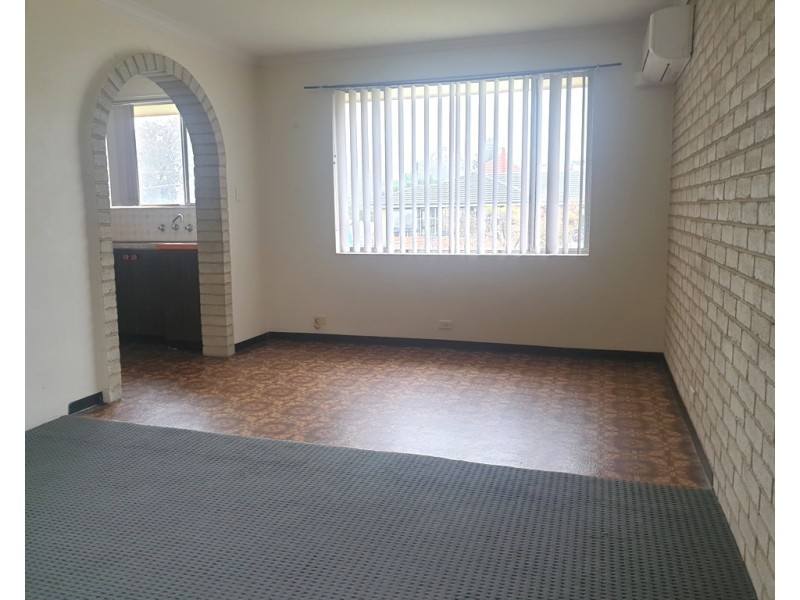 4/31 Mowatt Street, Queanbeyan NSW 2620
