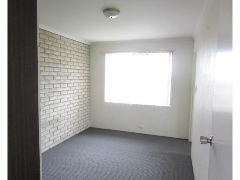 4/31 Mowatt Street, Queanbeyan NSW 2620