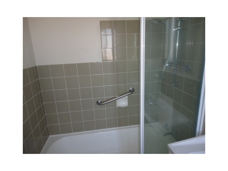 7/106 Henderson Road, Queanbeyan NSW 2620