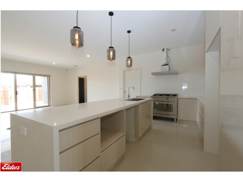 25 Bonarba Link, Googong NSW 2620