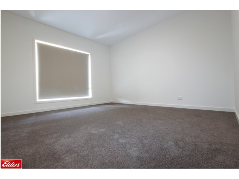 25 Bonarba Link, Googong NSW 2620