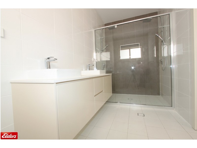 25 Bonarba Link, Googong NSW 2620