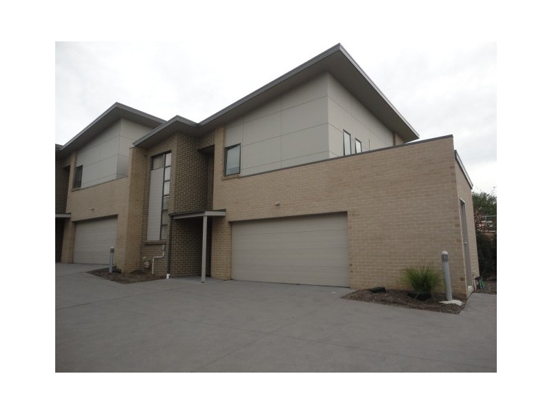 7/19 Henderson Road, Queanbeyan NSW 2620