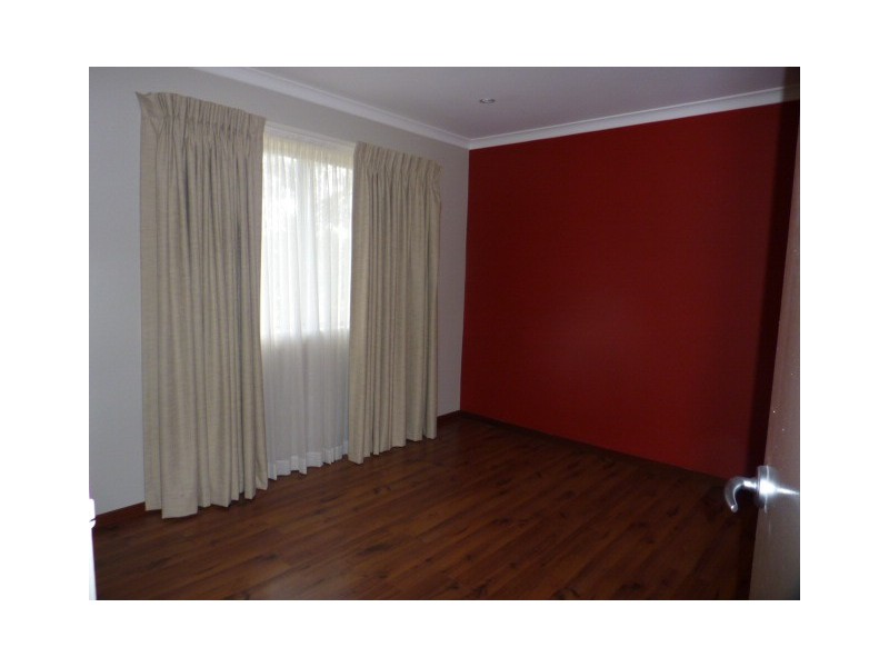 4/18 Broughton Place, Queanbeyan NSW 2620