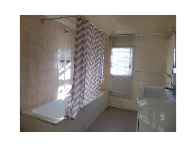 67 Campbell Street, Queanbeyan NSW 2620