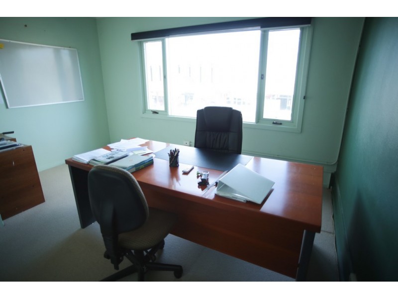 67 Monaro Street, Queanbeyan NSW 2620