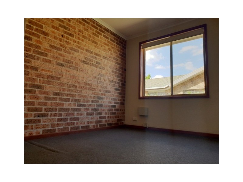 1/9 Lee Place, Queanbeyan NSW 2620