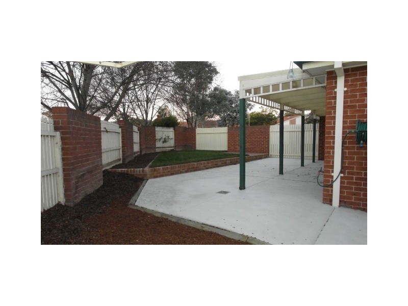 8/1-3 Forest Drive, Queanbeyan NSW 2620