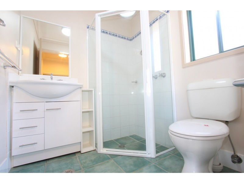 7 Palm Court, Jerrabomberra NSW 2619