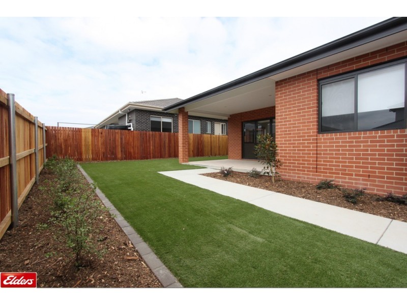 23 Bonarba Link, Googong NSW 2620