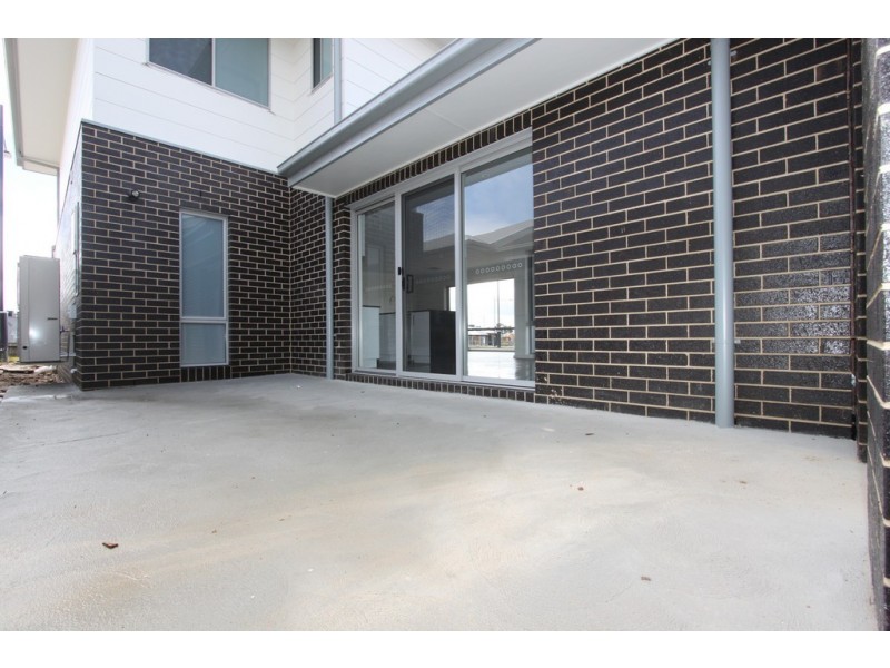 2 Styles Street, Googong NSW 2620