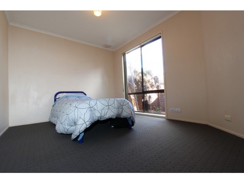 1/16 Charles Street, Queanbeyan NSW 2620