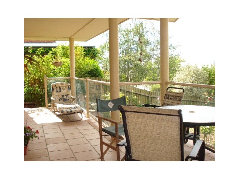 11 Wentworth Court, Jerrabomberra NSW 2619