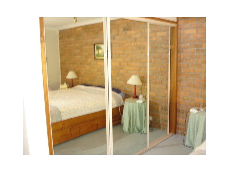 11 Wentworth Court, Jerrabomberra NSW 2619